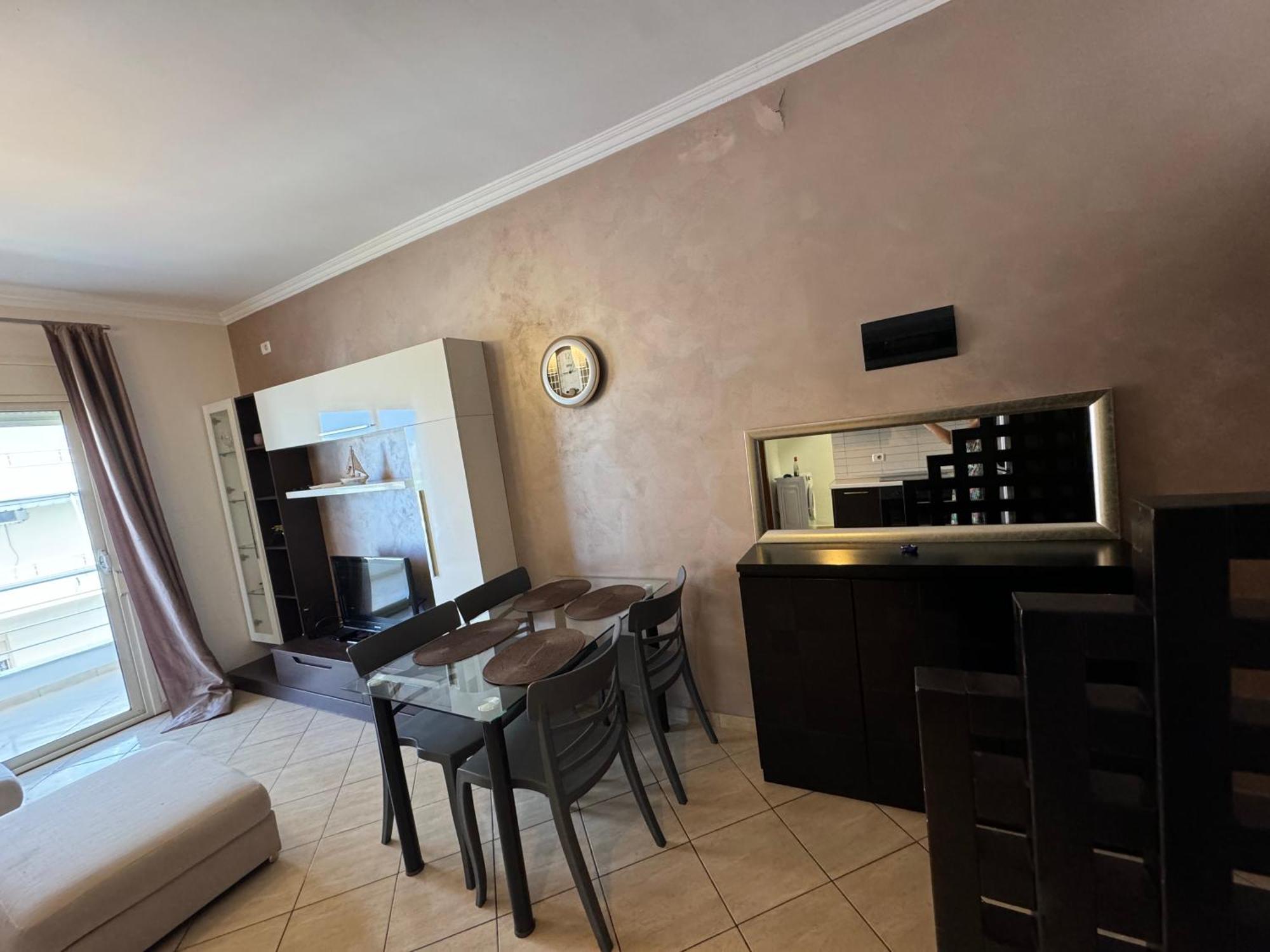 Elegant Apartment In Lungomare - N 23 Vlore Exterior photo