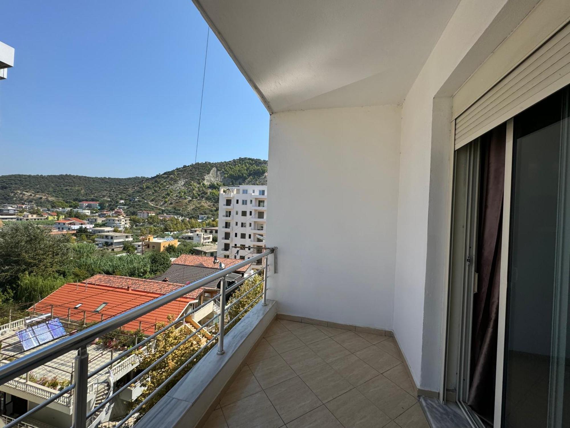 Elegant Apartment In Lungomare - N 23 Vlore Exterior photo